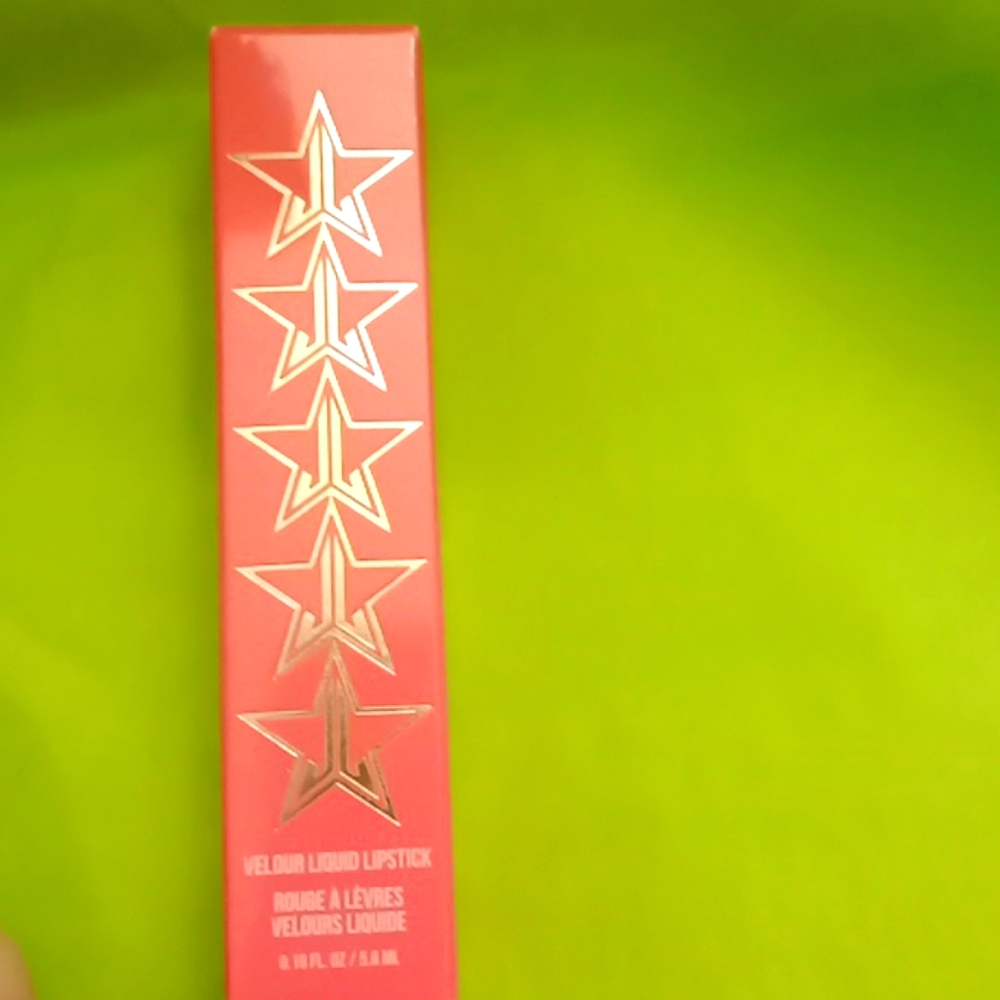 Jeffree star liquid lipstick in unicorn blood